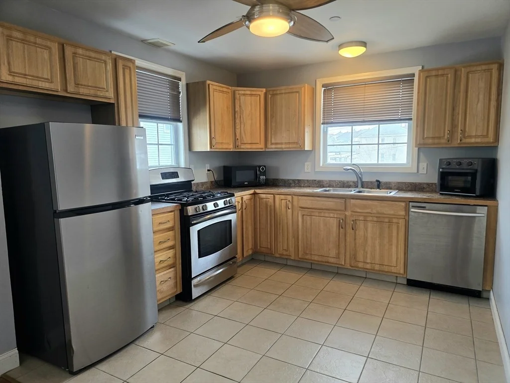 Photo of Unit C at 303 Eagle Street