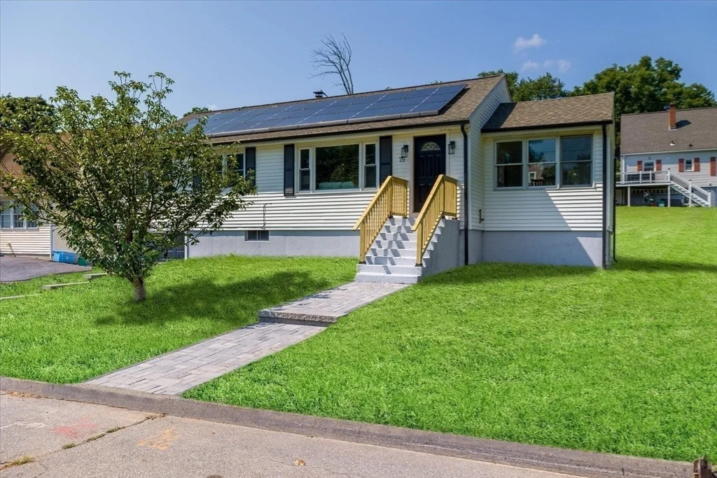 Photo of 79 Humes Ave