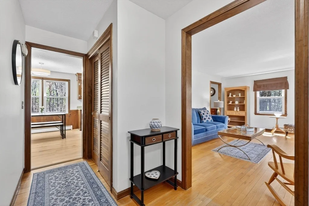 Photo of 6 Ladd Ln