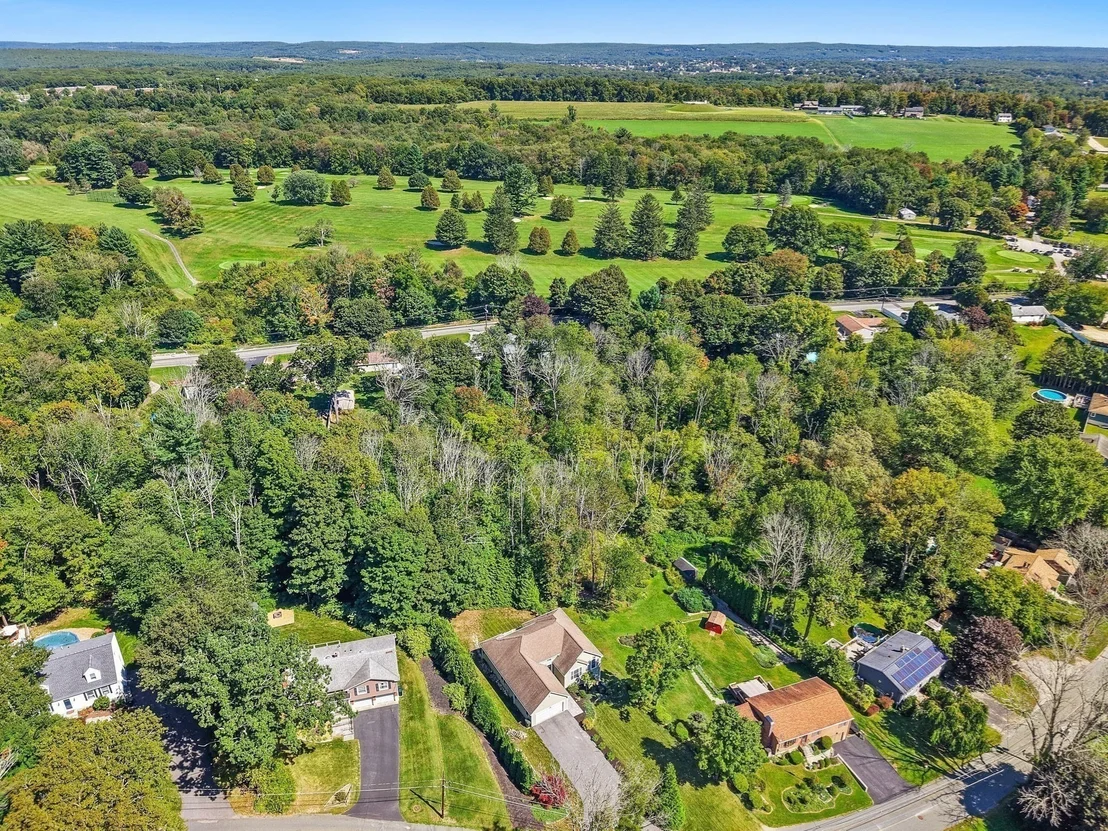 Photo of 24 Tanyard Rd