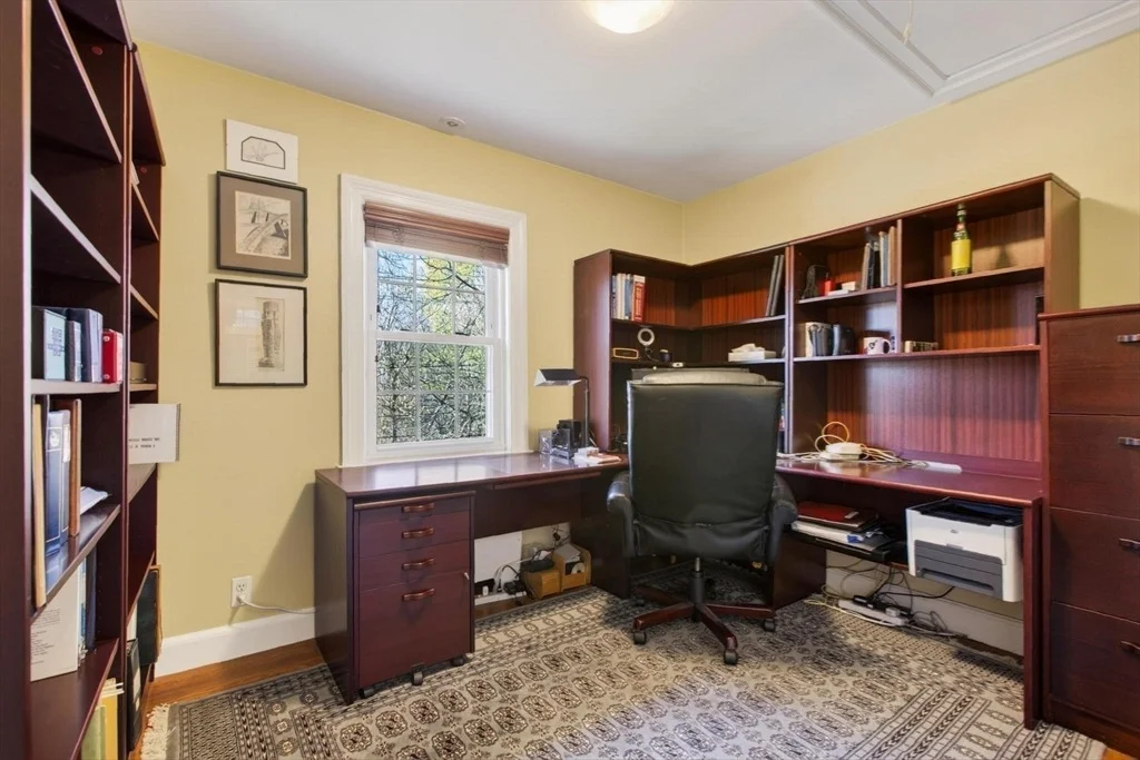 Photo of 152 Beverly Rd