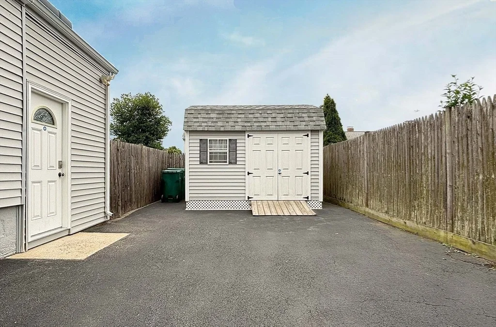 Photo of 44 Harmon St