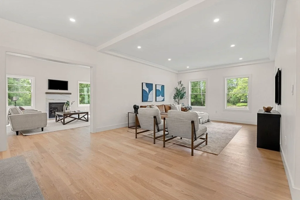 Photo of 100 Marblehead St
