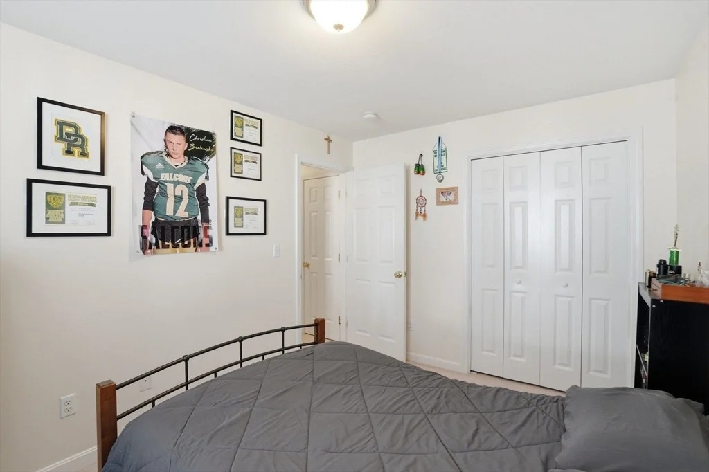 Photo of 943 Stonegate Lndg
