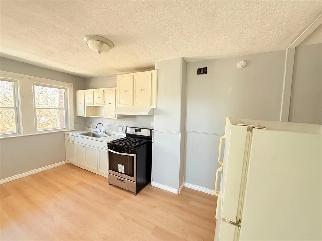 Photo of Unit B at 20 Ferry St