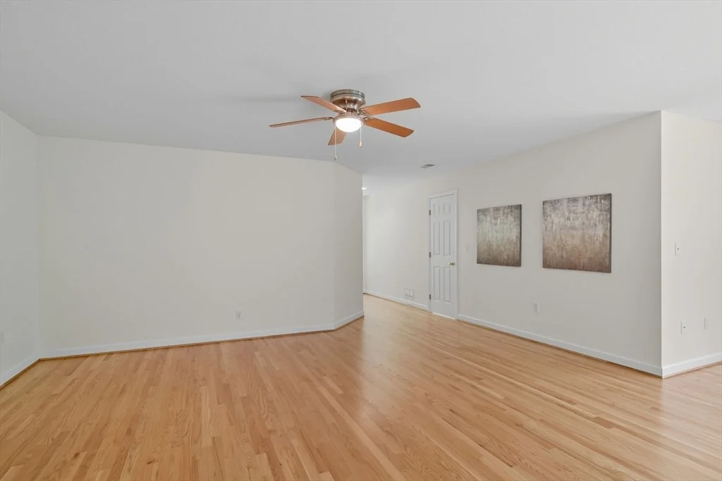 Photo of 19 Bellows Rd
