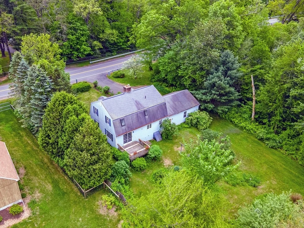 Photo of 486 Turners Falls Road