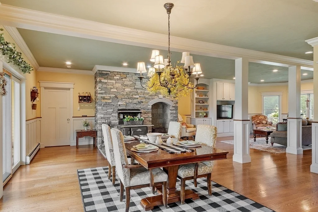 Photo of 9 Sequoia Dr