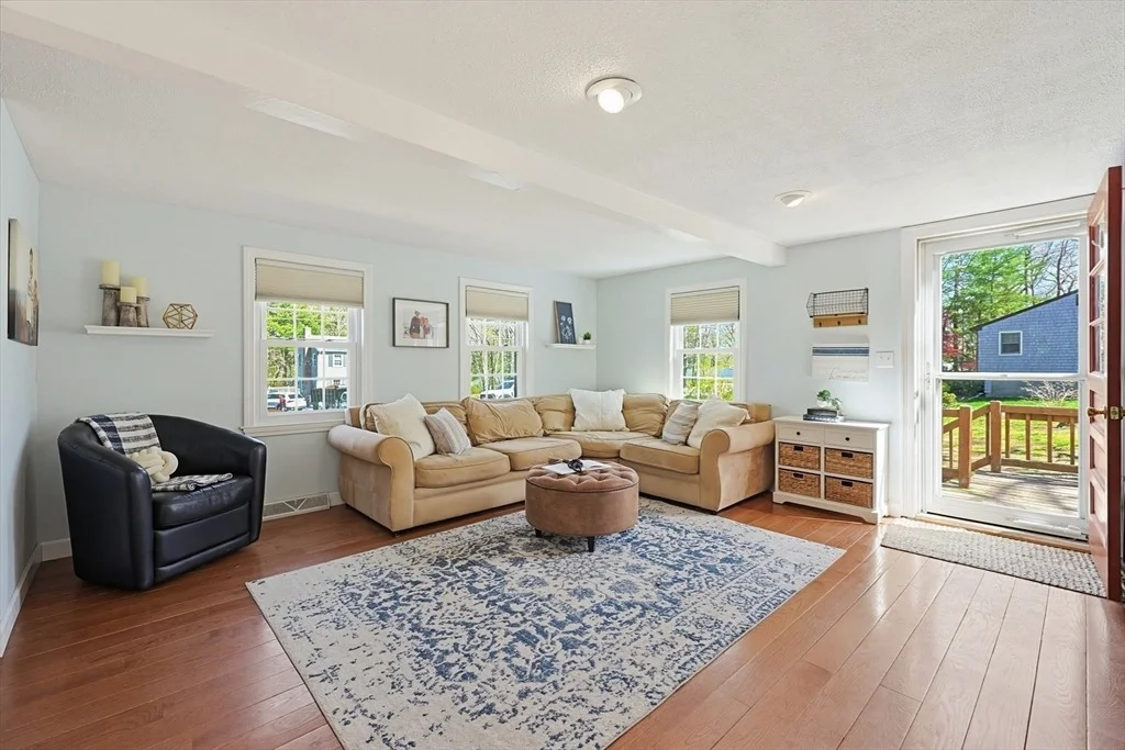 Photo of 6 Hillside Road