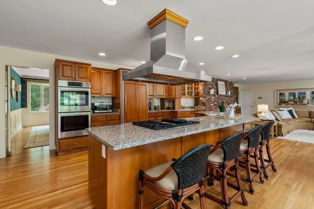 Photo of 8 Pleasant Street