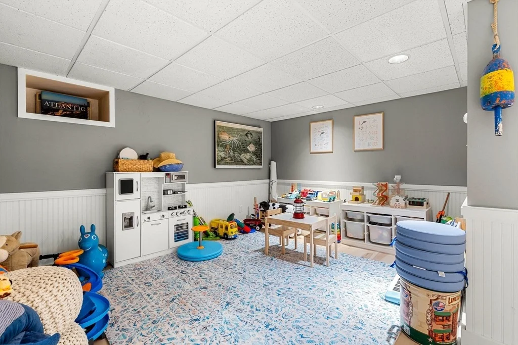 Photo of 16 Hemenway Road