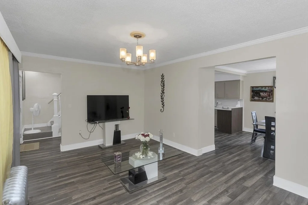 Photo of 15 Merida St