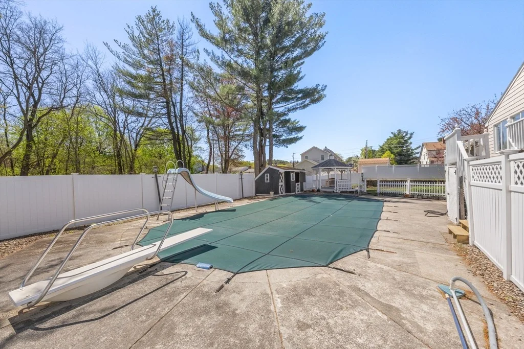 Photo of 5 Manter Ct