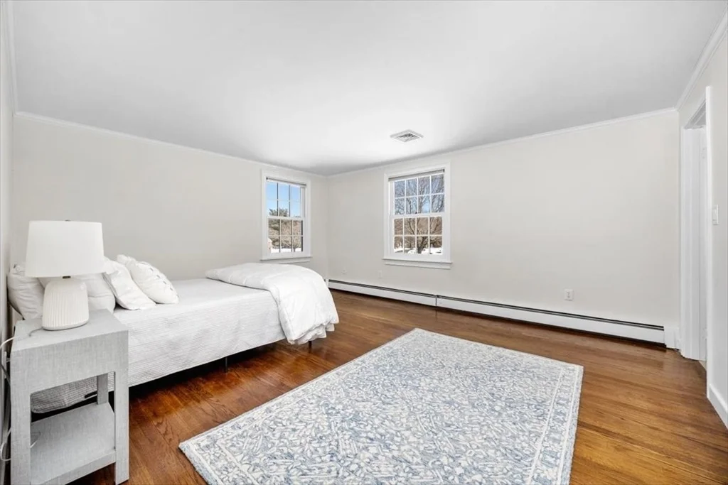 Photo of 11 Berkley Cir