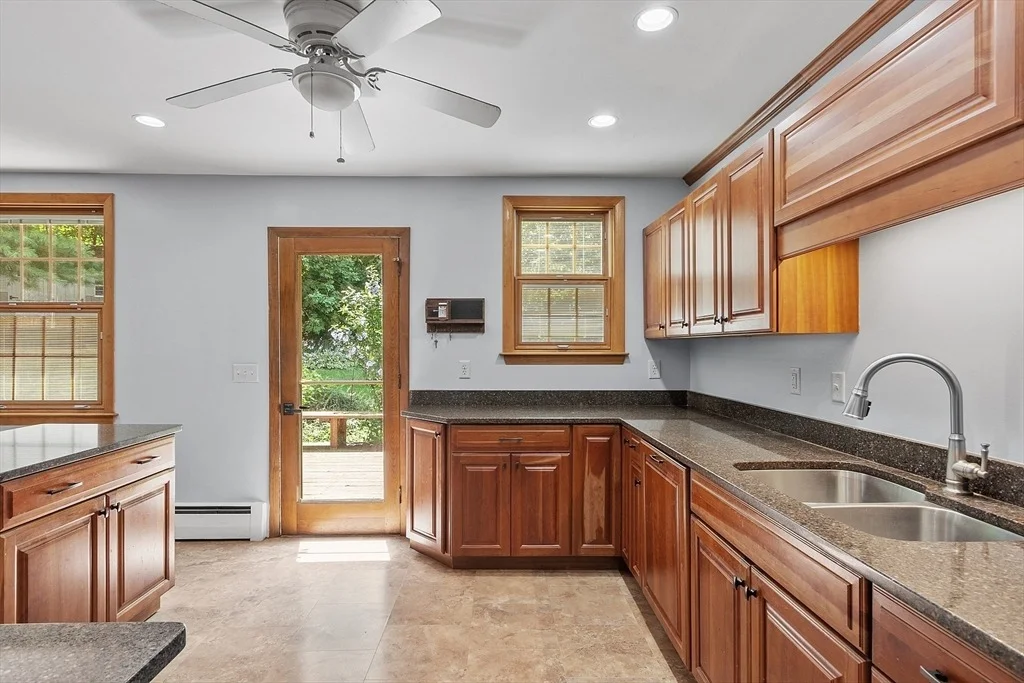 Photo of 64 Carolyn Cir