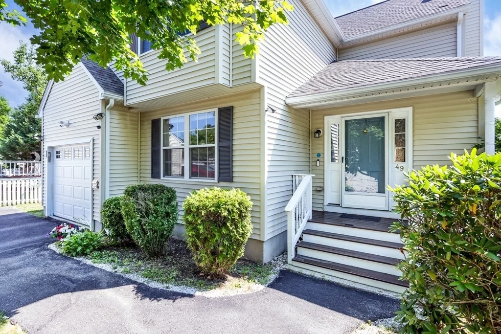 Photo of 49 Palomino Dr