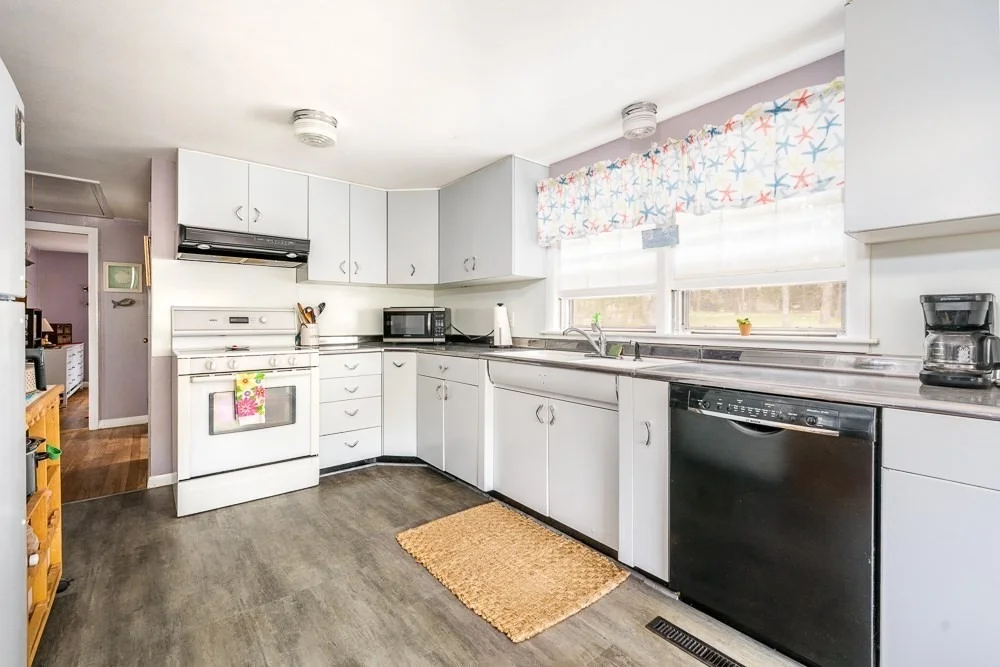 Photo of 139 Clearwater Dr