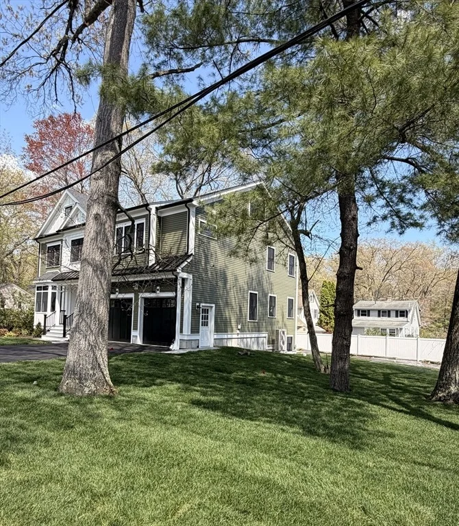 Photo of 1 Cushing Street