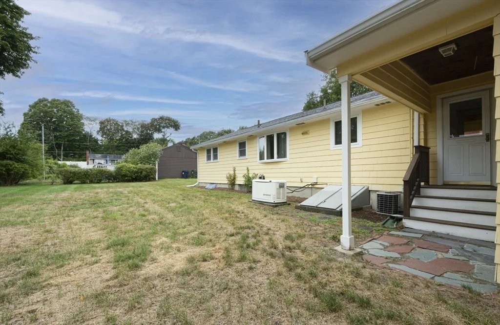 Photo of 463 Farm Rd