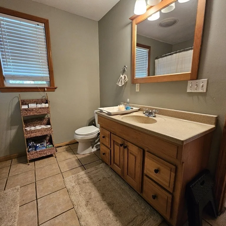 Photo of 25 Robbins Ave