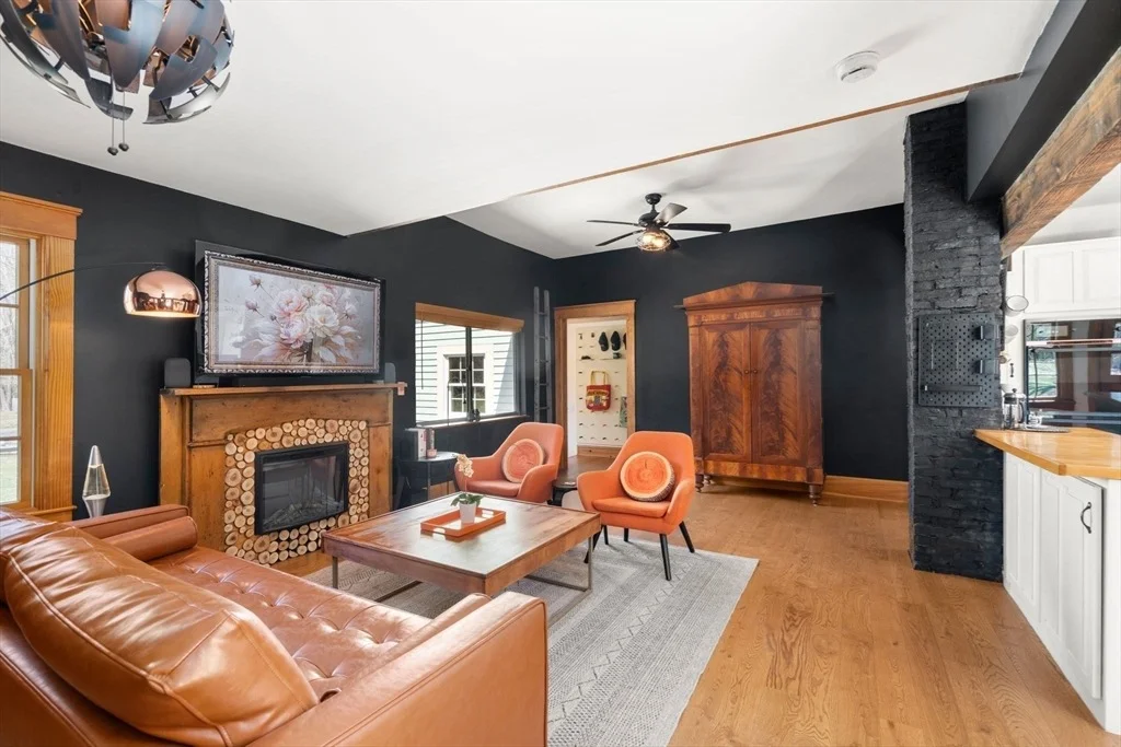 Photo of 165 Gleasondale Road