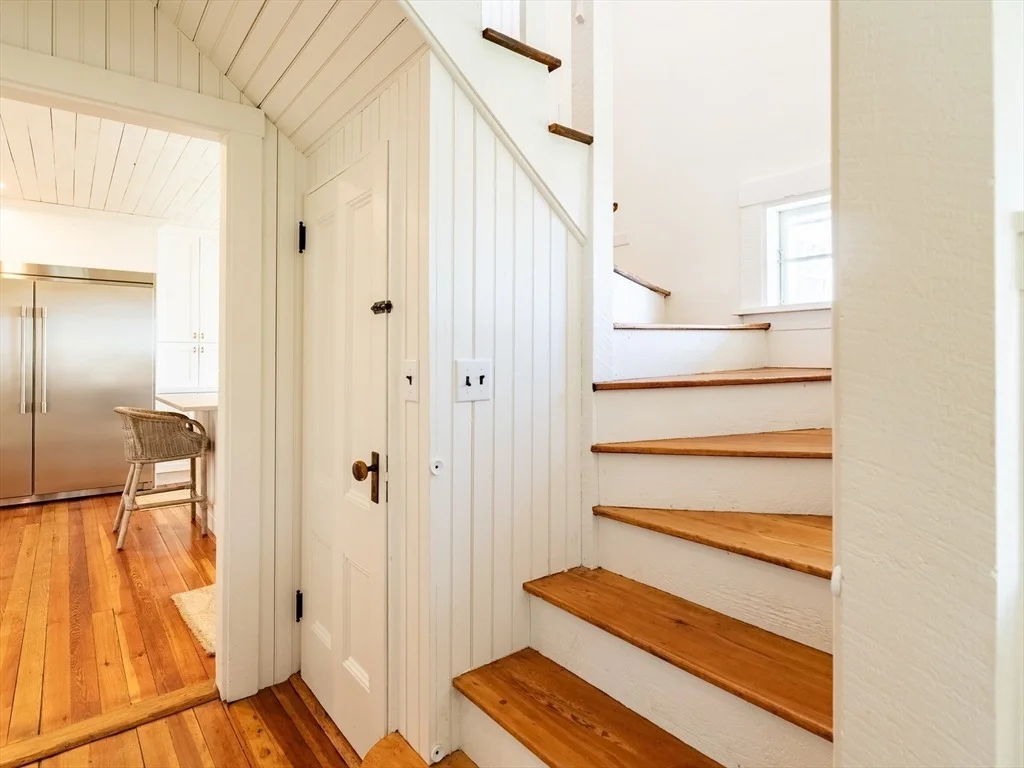 Photo of 35 Mayflower Rd