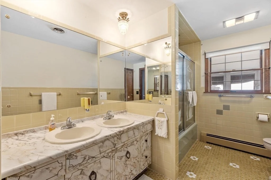 Photo of 86 Anderson Drive