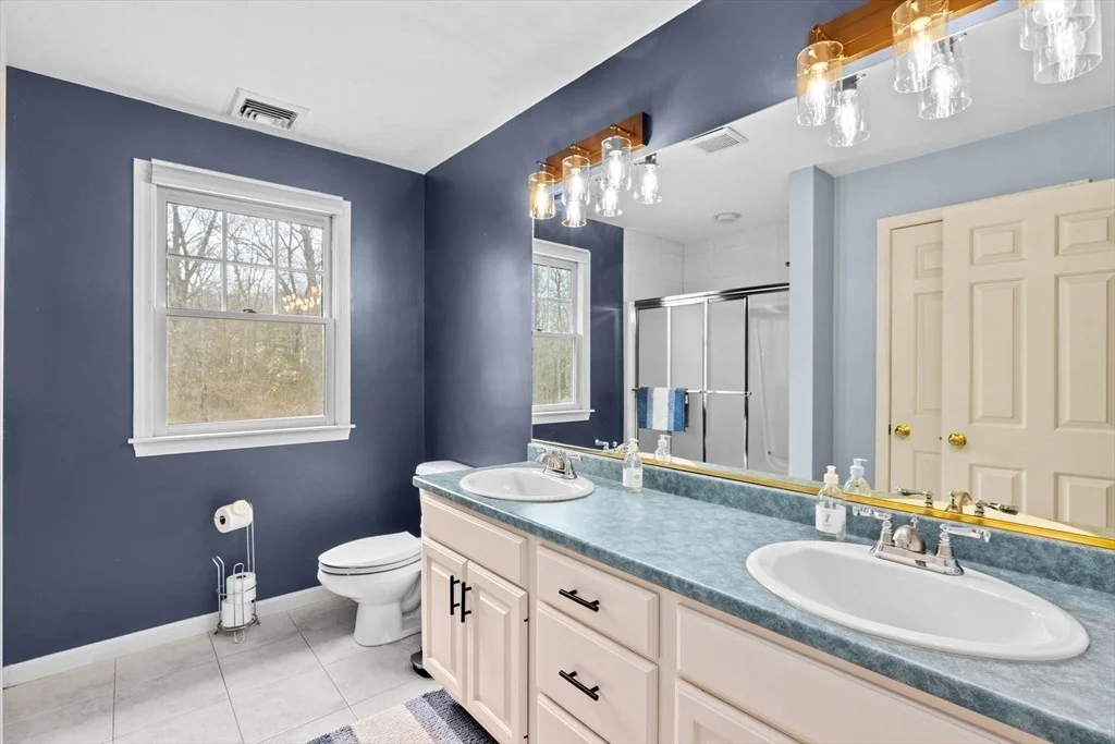 Photo of 130 Culloden Dr
