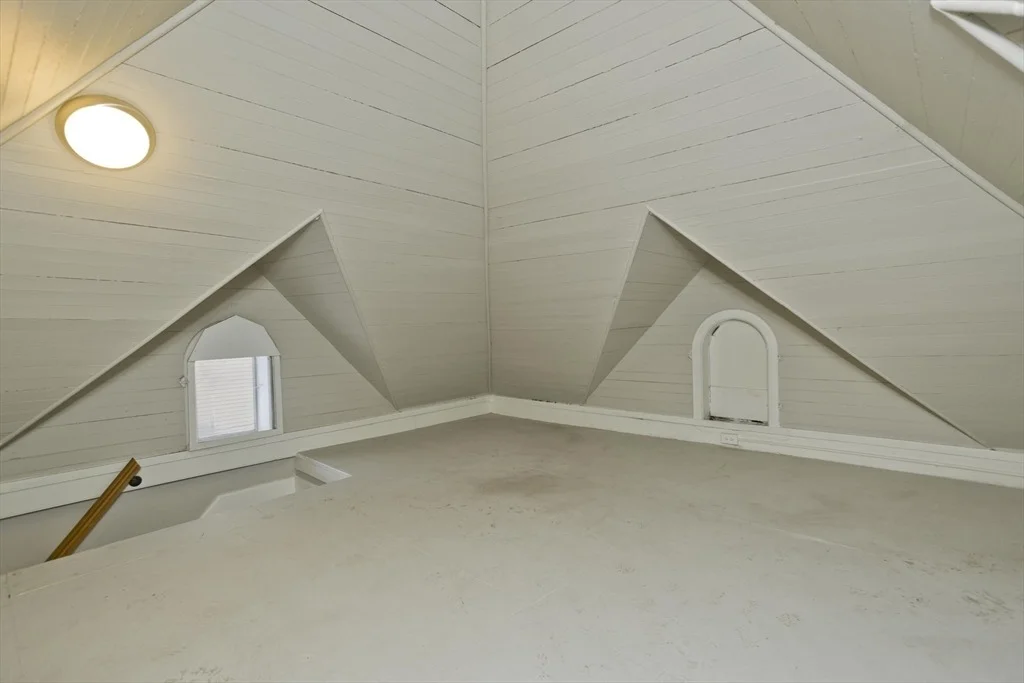 Photo of 98 Ellsworth Ave