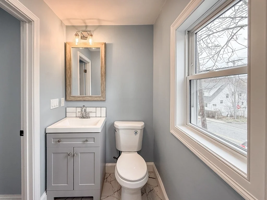 Photo of 463 Central St
