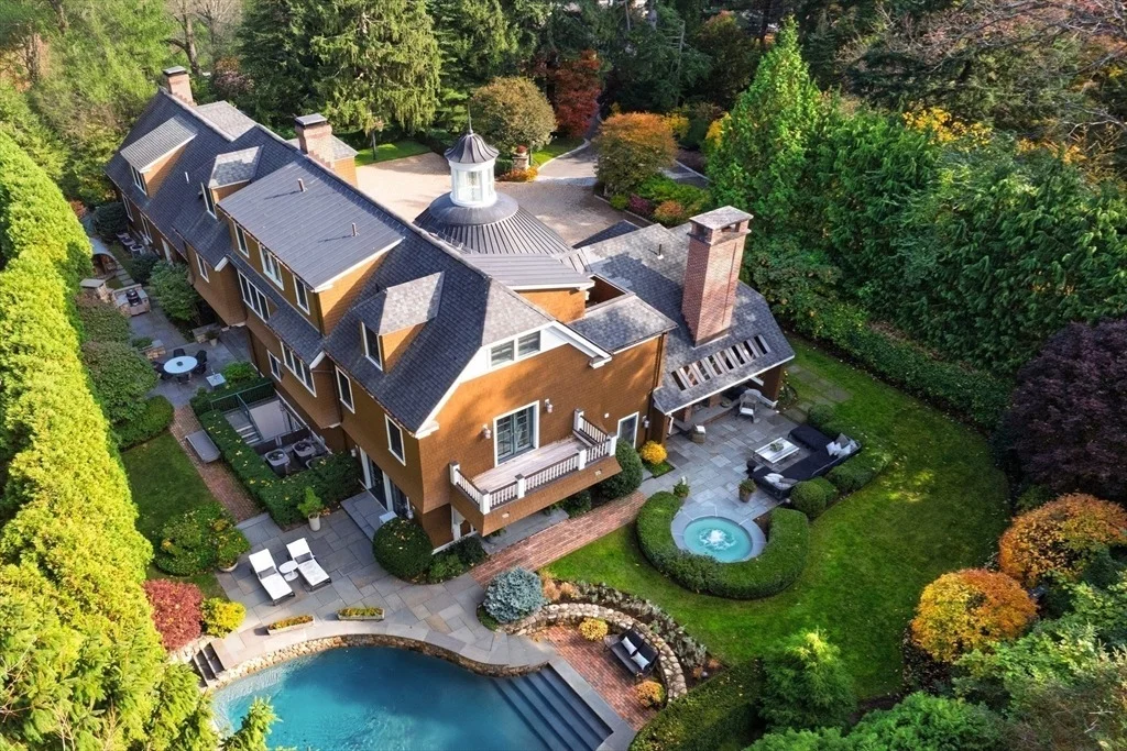 Photo of 1 Chestnut Place