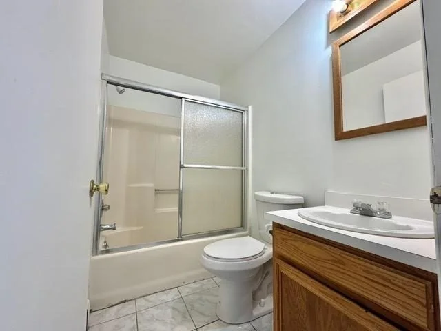 Photo of 124 Range Ave