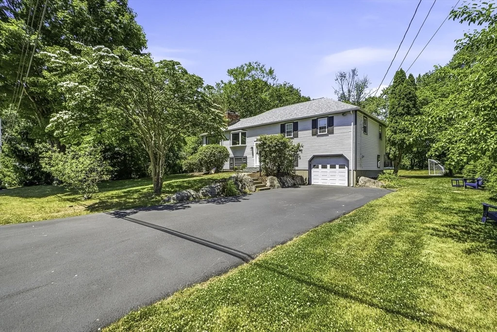 Photo of 17 Eric Ln