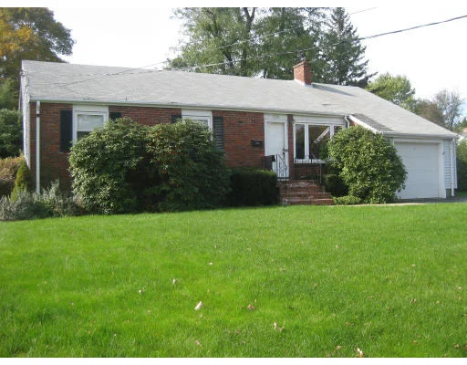 Photo of 526 Trapelo Road