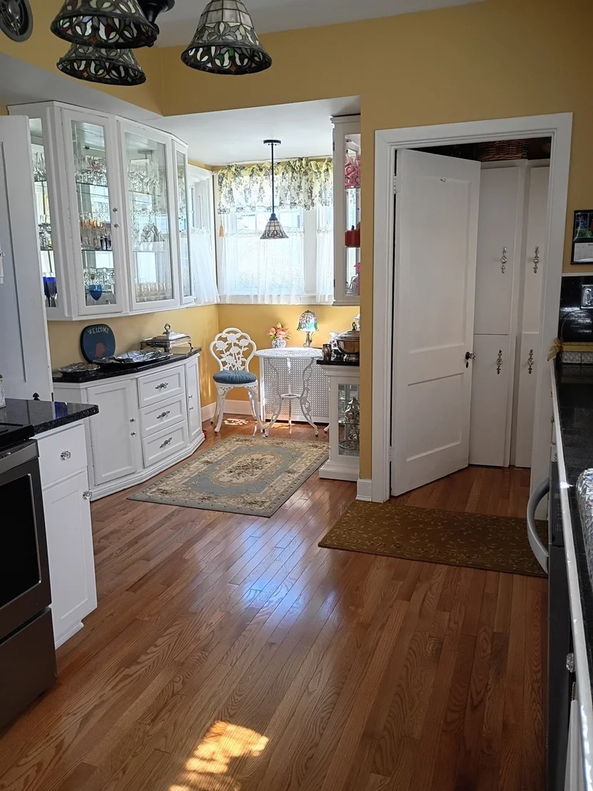 Photo of 333 Langley St.