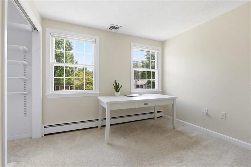 Photo of 27 Kennel Hill Dr