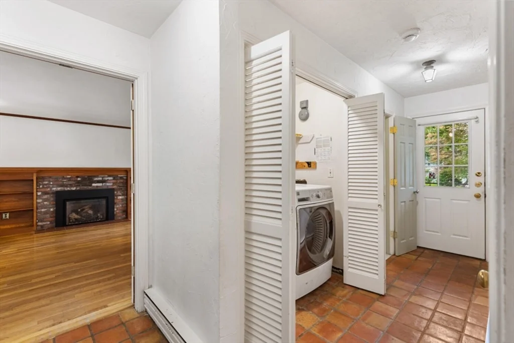 Photo of 108 Indian Spring Rd