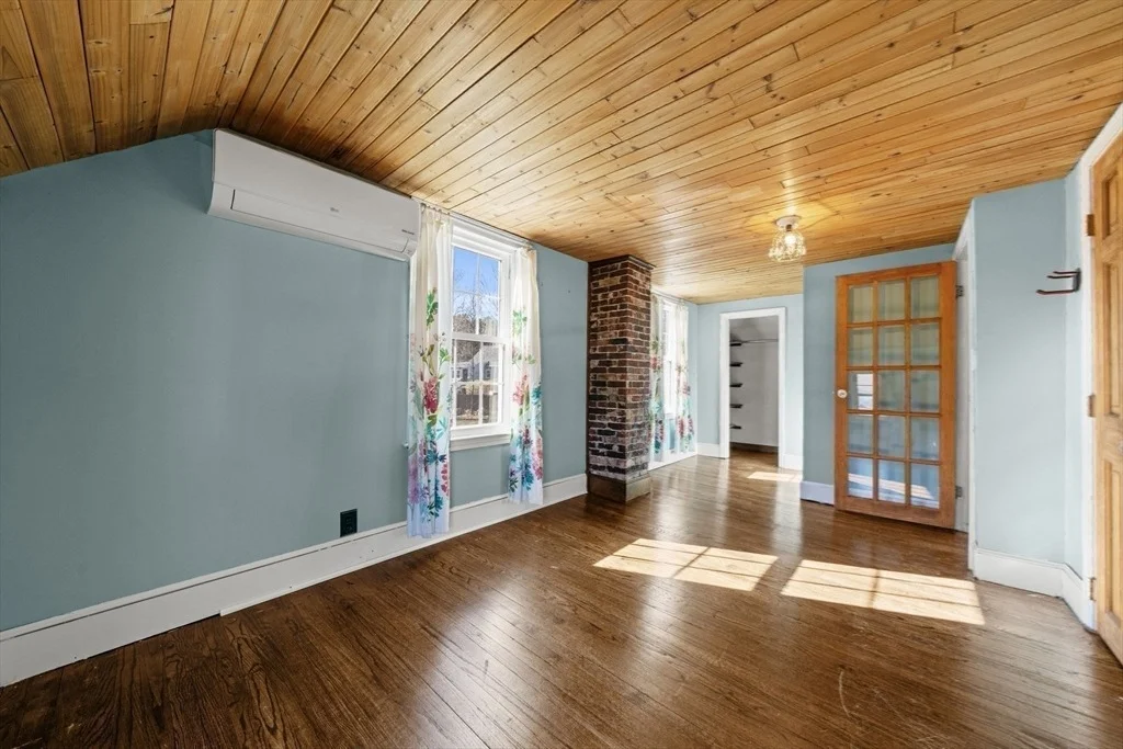 Photo of 14 Forest Park