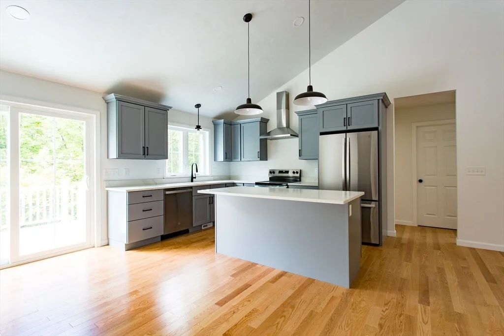 Photo of 455 Cronin Rd