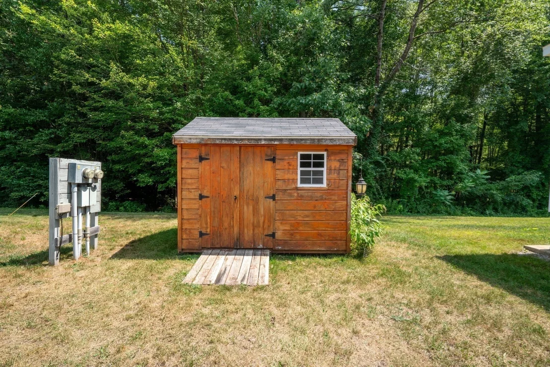 Photo of 12 Tamarack Pl