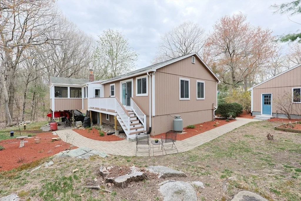 Photo of 61 Stagecoach Dr