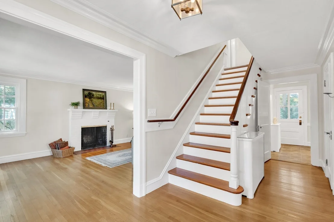 Photo of 21 Allen Ave