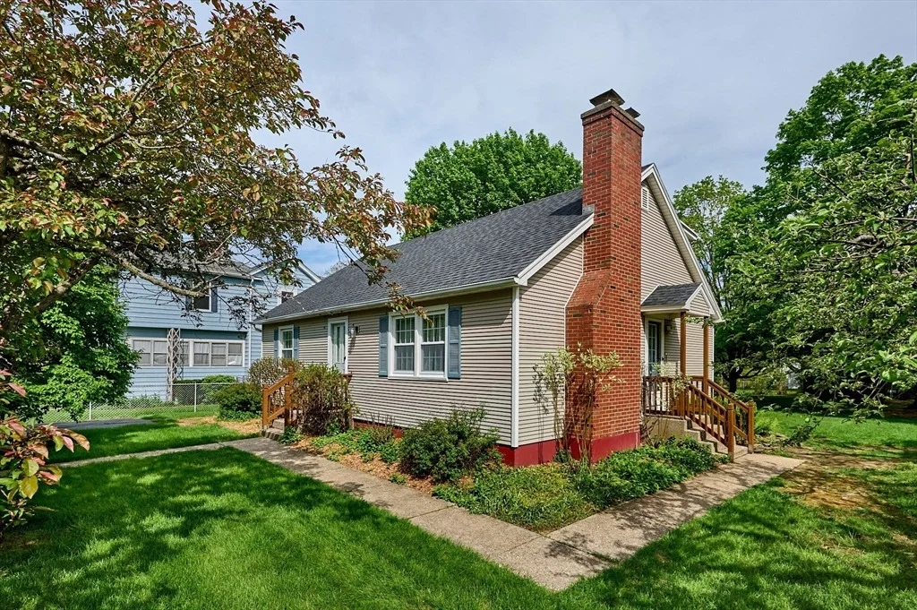Photo of 21 Davis St
