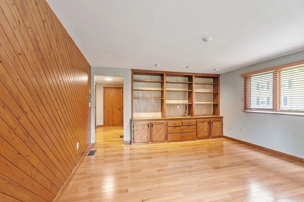 Photo of 35 Cox Lane
