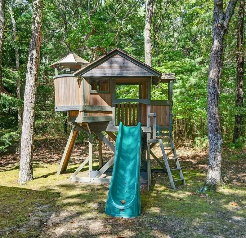 Photo of 91 Piney Point Rd