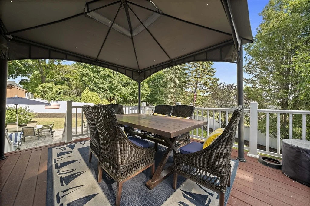 Photo of 146 Eleanor Dr