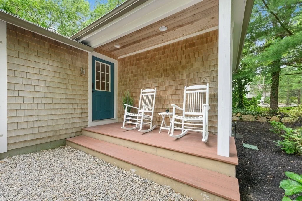 Photo of 11 Halyard Cir