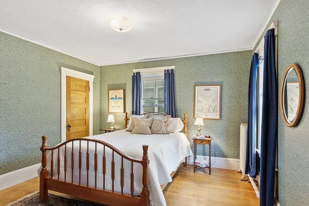 Photo of 6 Moore Ave