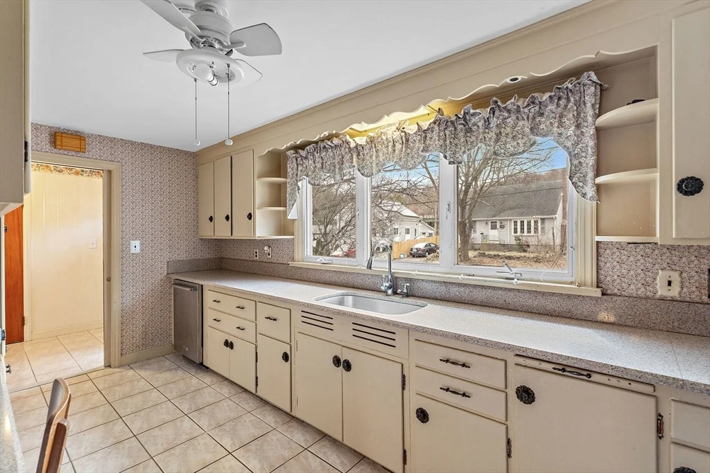 Photo of 21 Trinity Ave