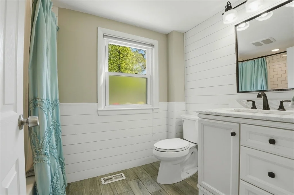 Photo of 12 Pleasant Cir